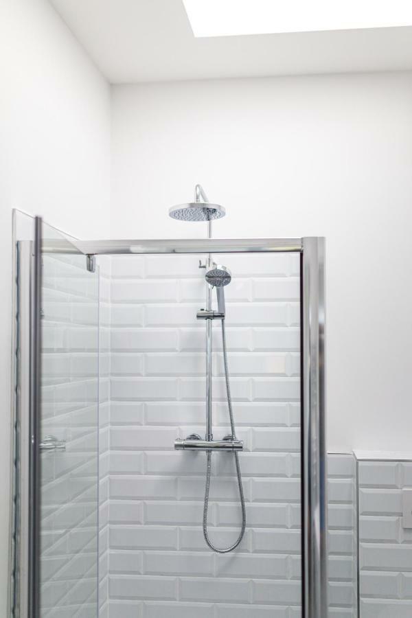 The Views Apartment Newcastle  Bagian luar foto