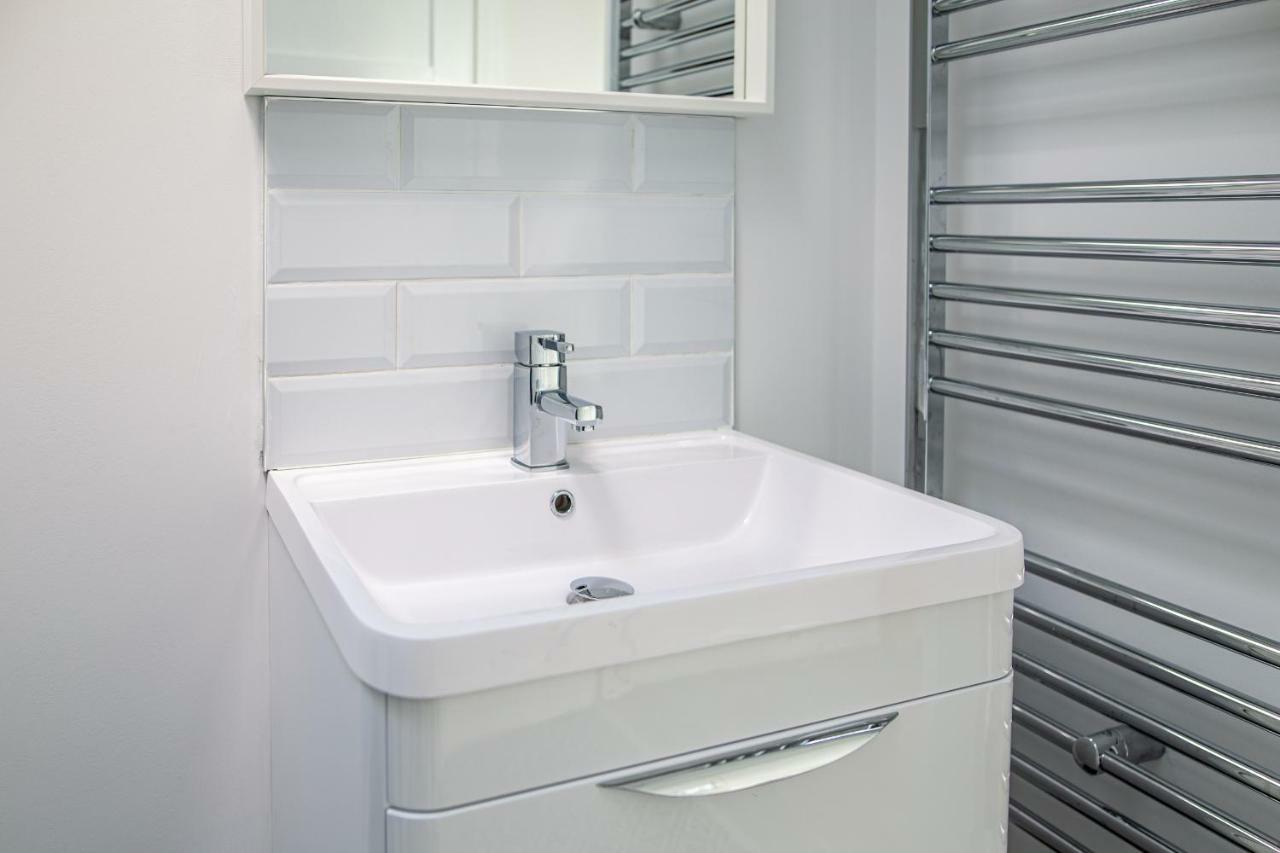 The Views Apartment Newcastle  Bagian luar foto