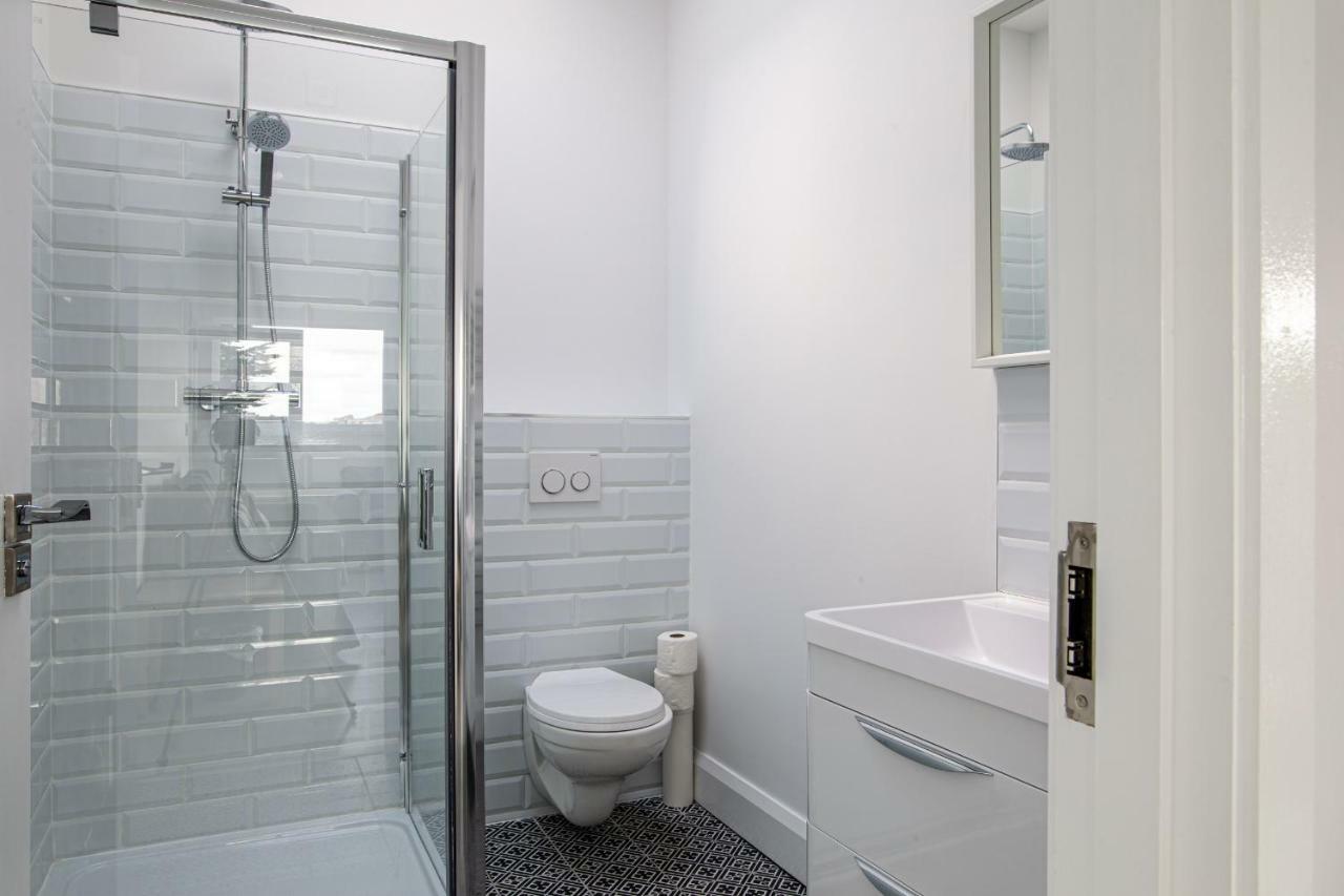 The Views Apartment Newcastle  Bagian luar foto